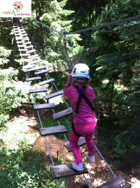 Pont de singe Base Nature Aventure Talloires Parcours Enfant